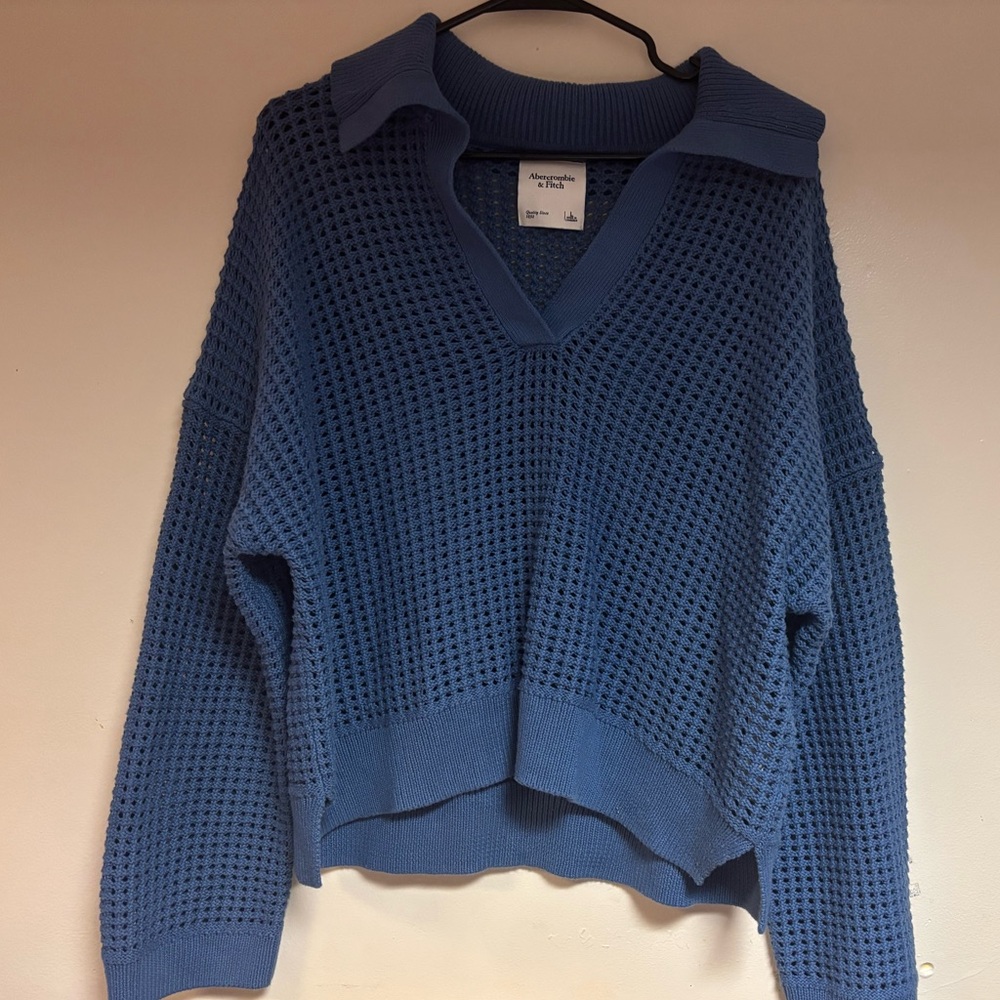 Abercrombie pull over sweater with collar - Picture 3 of 6